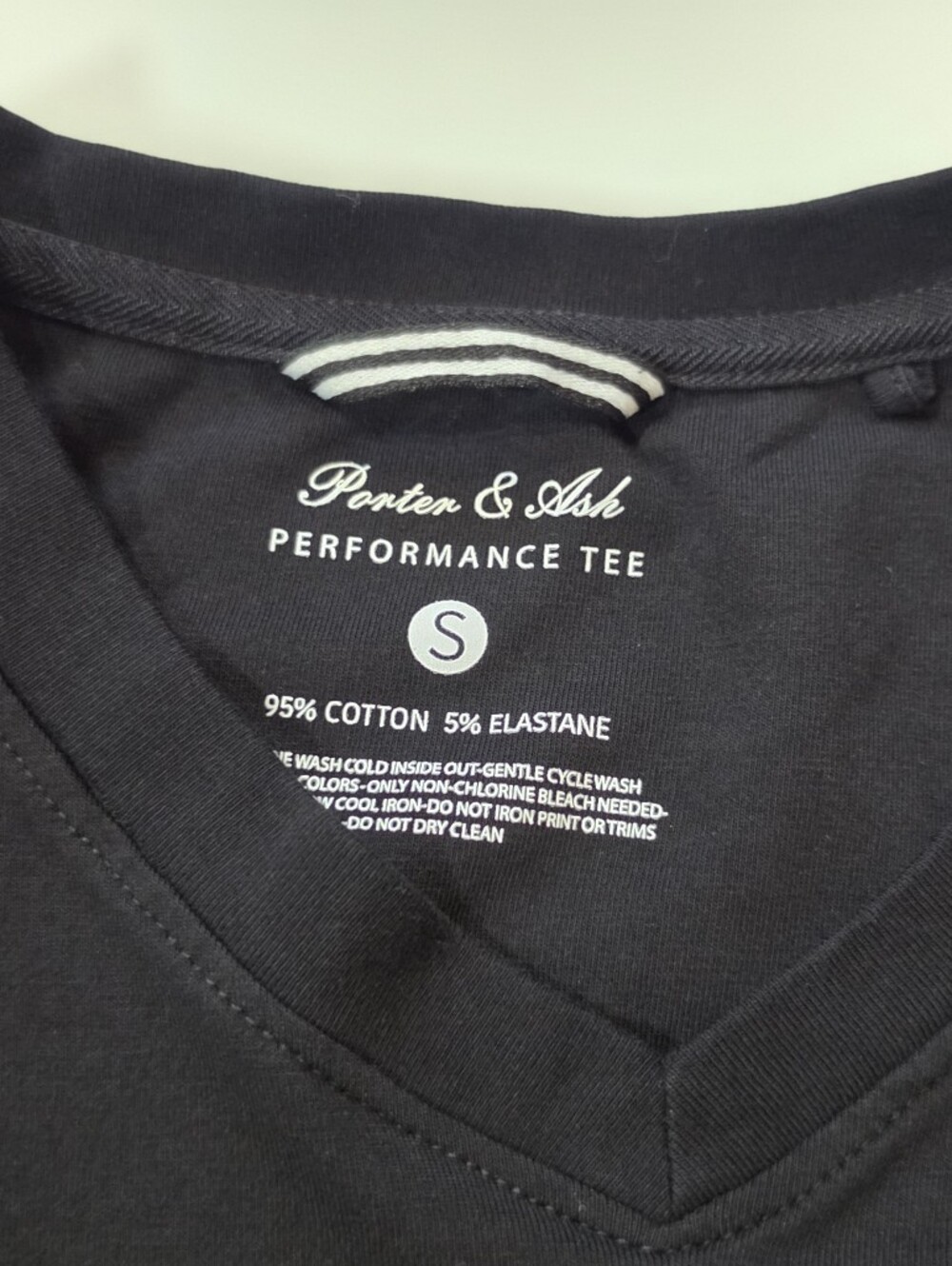 Porter & Ash Performance Tee Mens Small Black Minimalist Activewear T-Shirt - Picture 3 of 4
